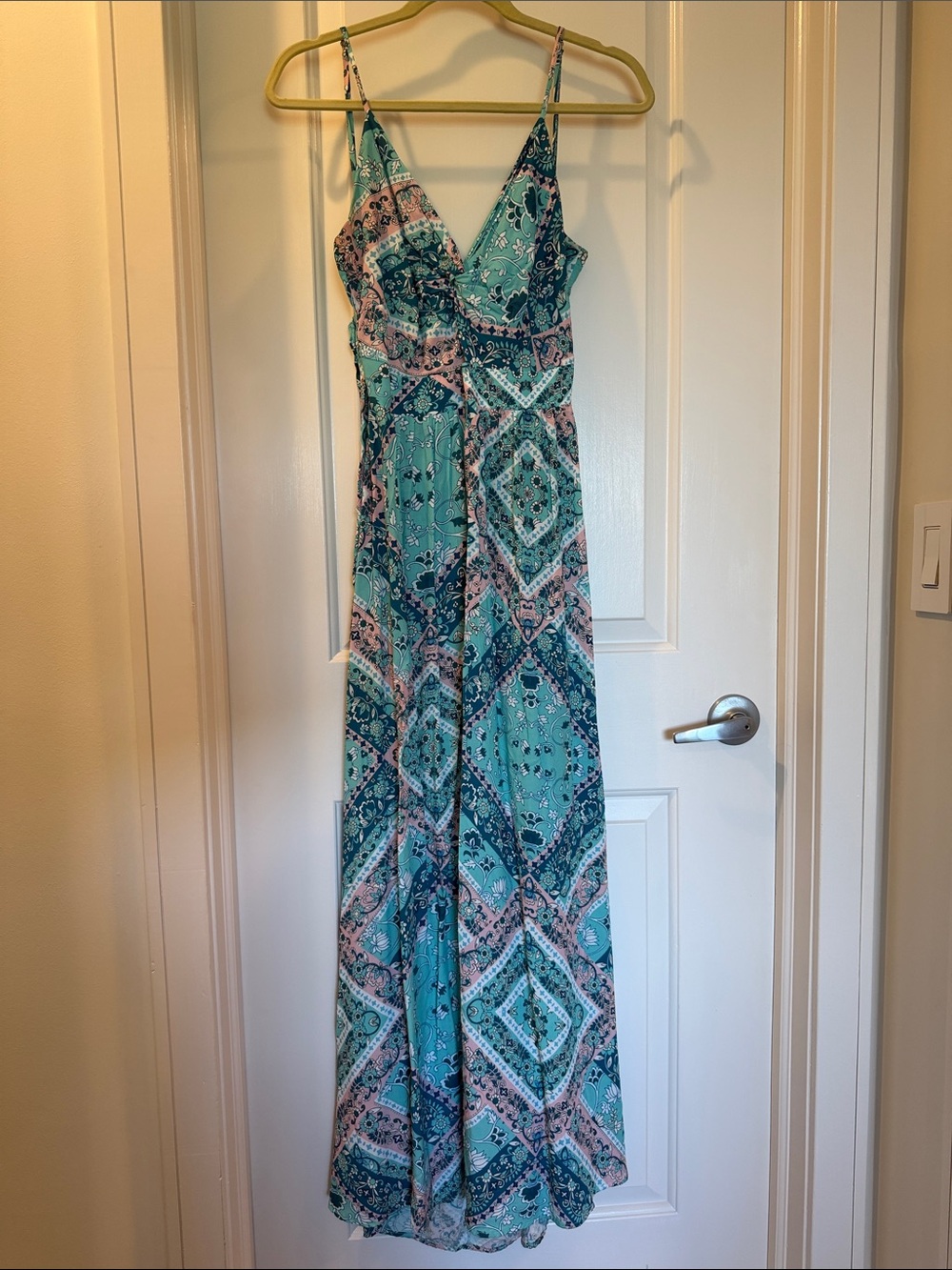 Turquoise and Pink Boho Maxi Dress • Front Twist Key Hole • women size medium